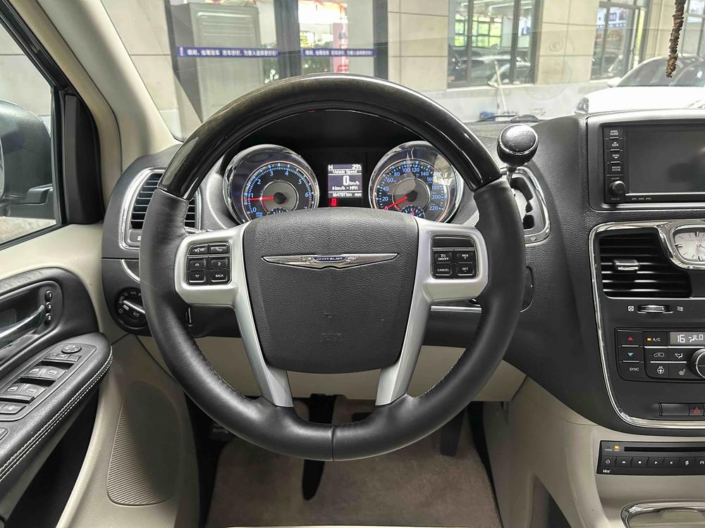 Chrysler Grand Voyager (Import)