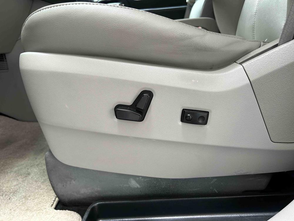 Chrysler Grand Voyager (Import)