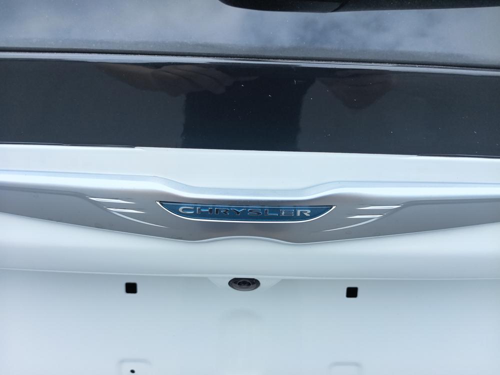 Chrysler Grand Voyager PHEV (Import)