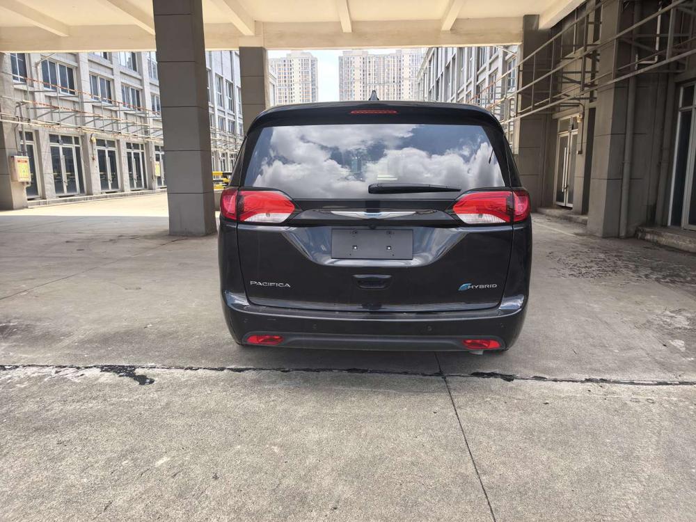 Chrysler Grand Voyager PHEV (Import)
