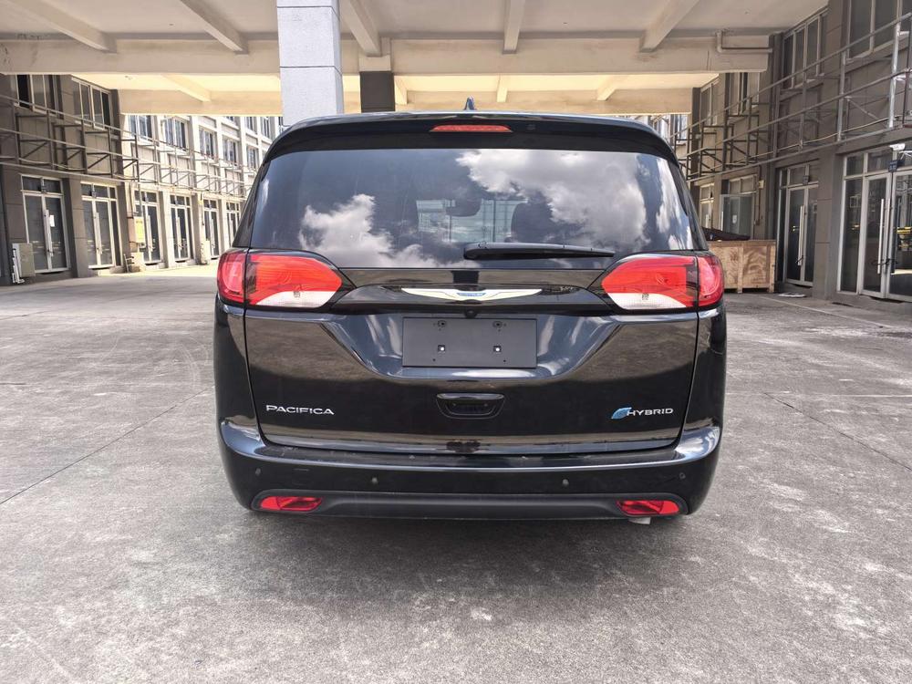 Chrysler Grand Voyager PHEV (Import)