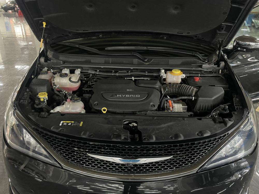 Chrysler Grand Voyager PHEV (Import)
