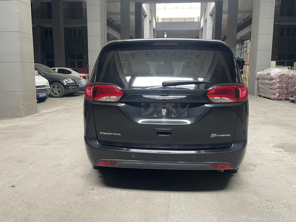 Chrysler Grand Voyager PHEV (Import)
