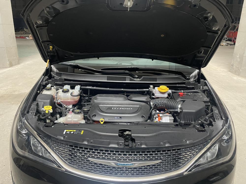 Chrysler Grand Voyager PHEV (Import)