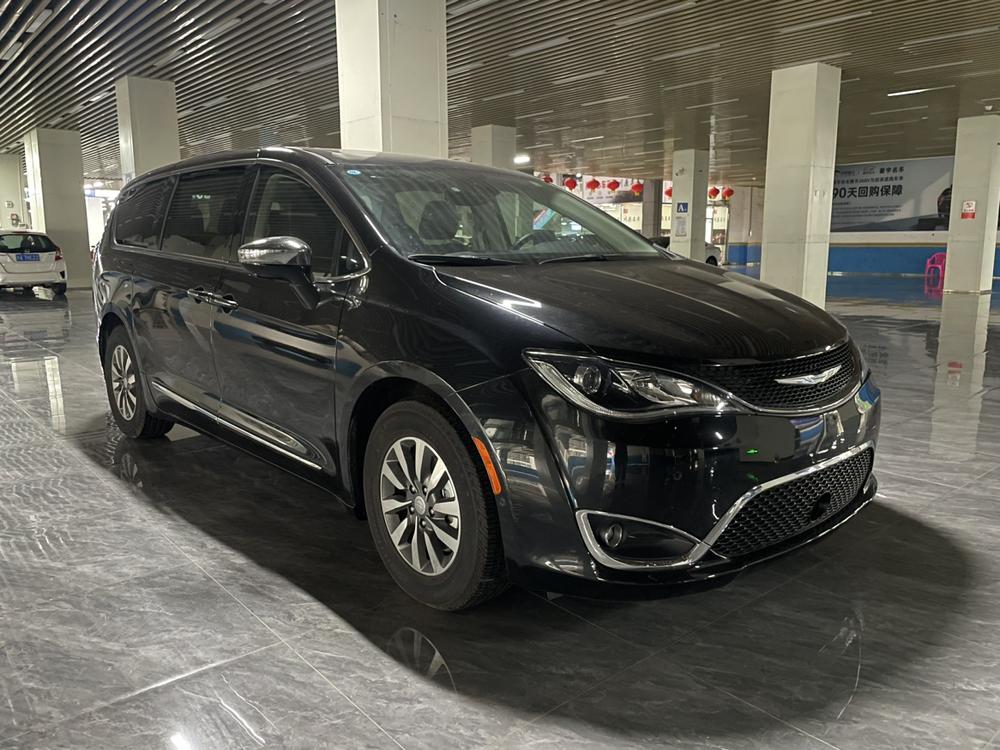 Chrysler Grand Voyager PHEV (Import)
