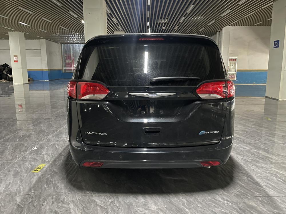 Chrysler Grand Voyager PHEV (Import)