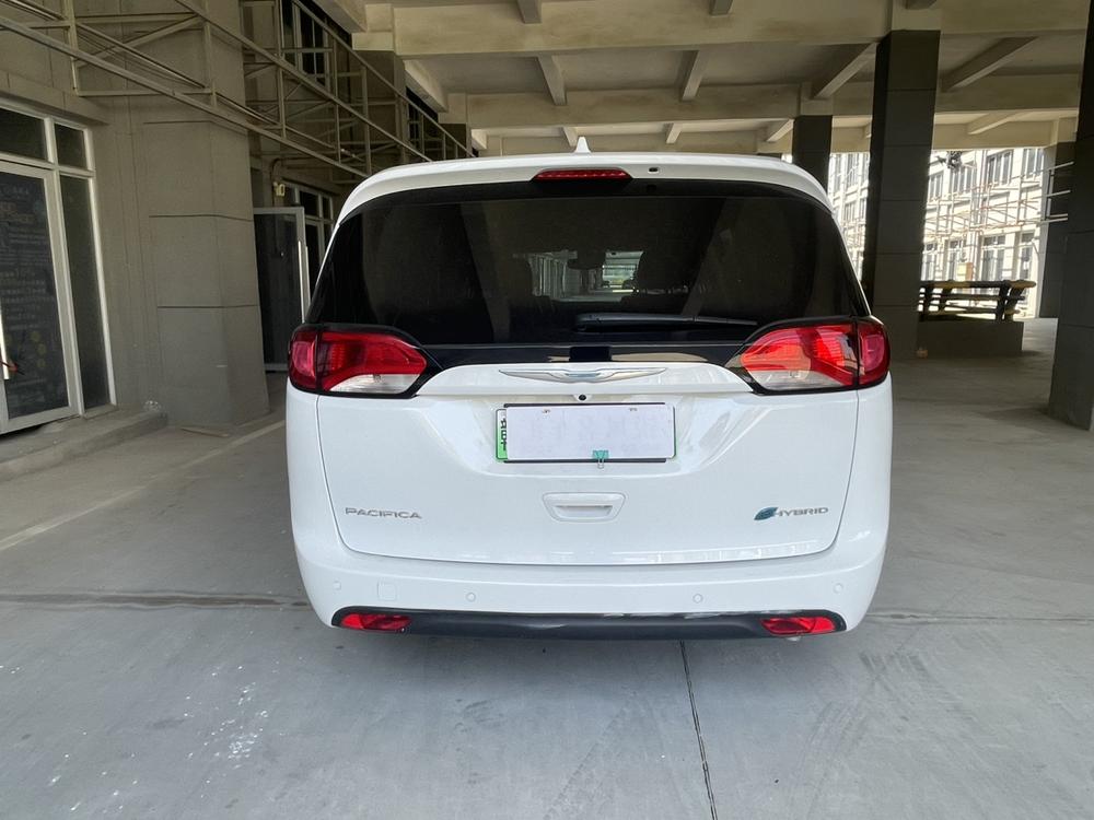 Chrysler Grand Voyager PHEV (Import)