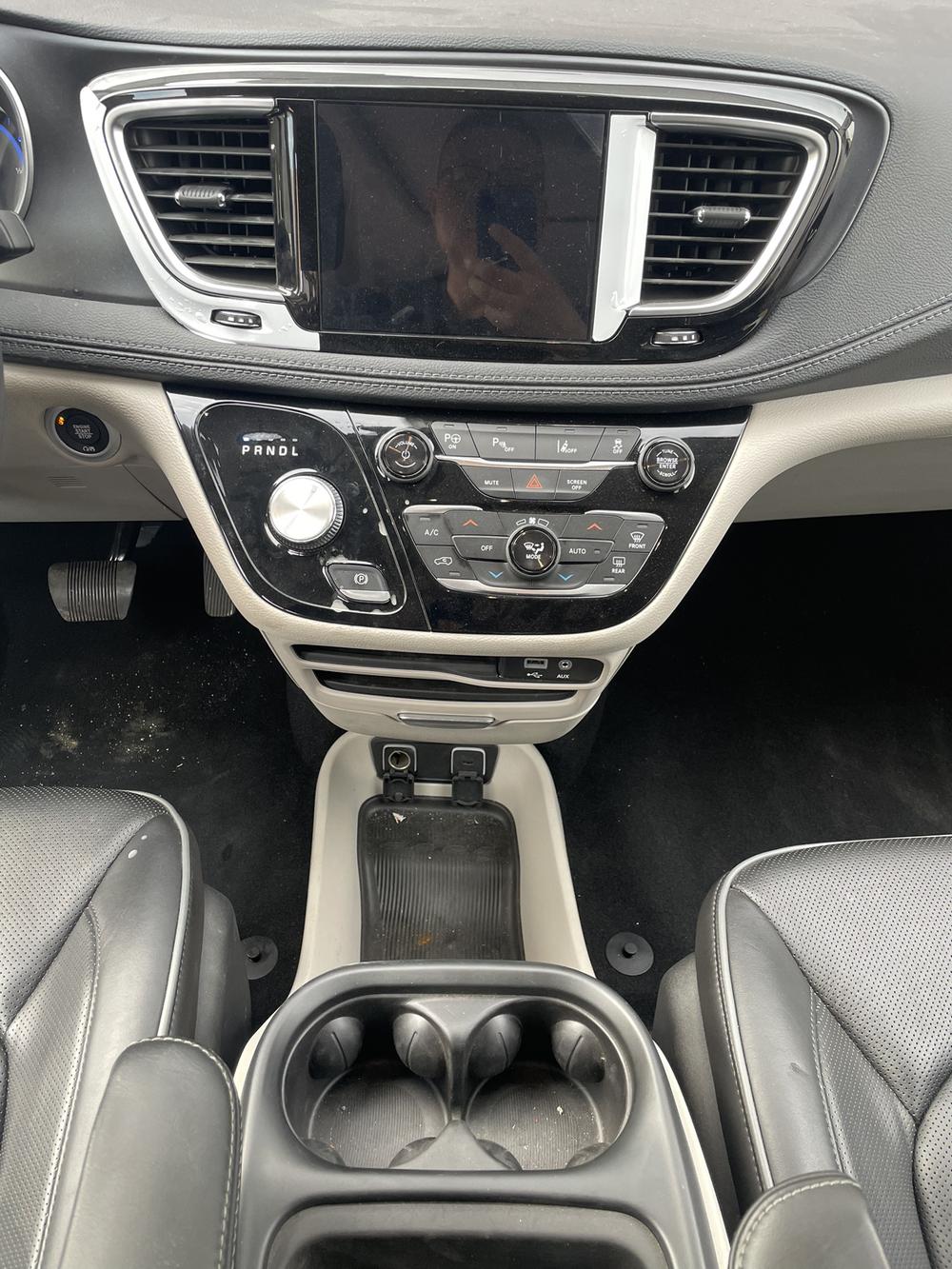 Chrysler Grand Voyager PHEV (Import)