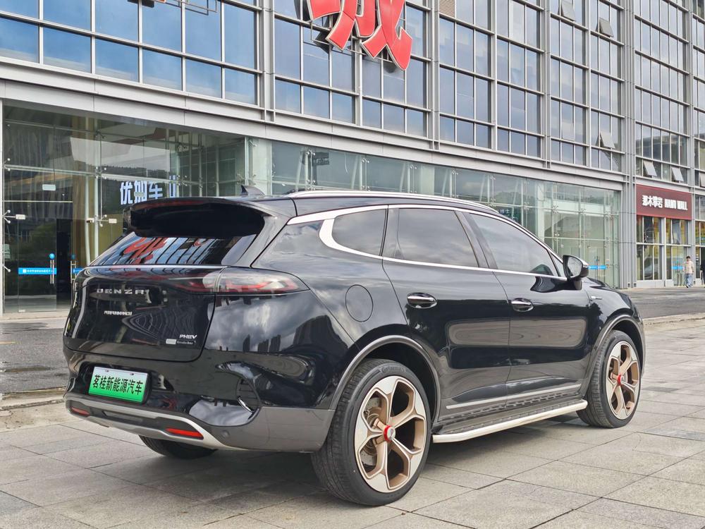 Denza Denza X PHEV