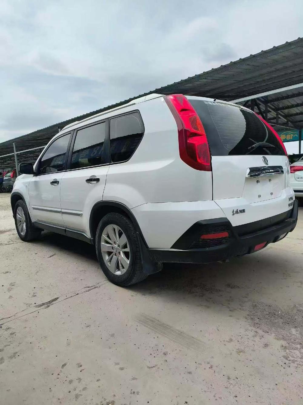 Dongfeng Fengdu Dongfeng Fengdu MX6