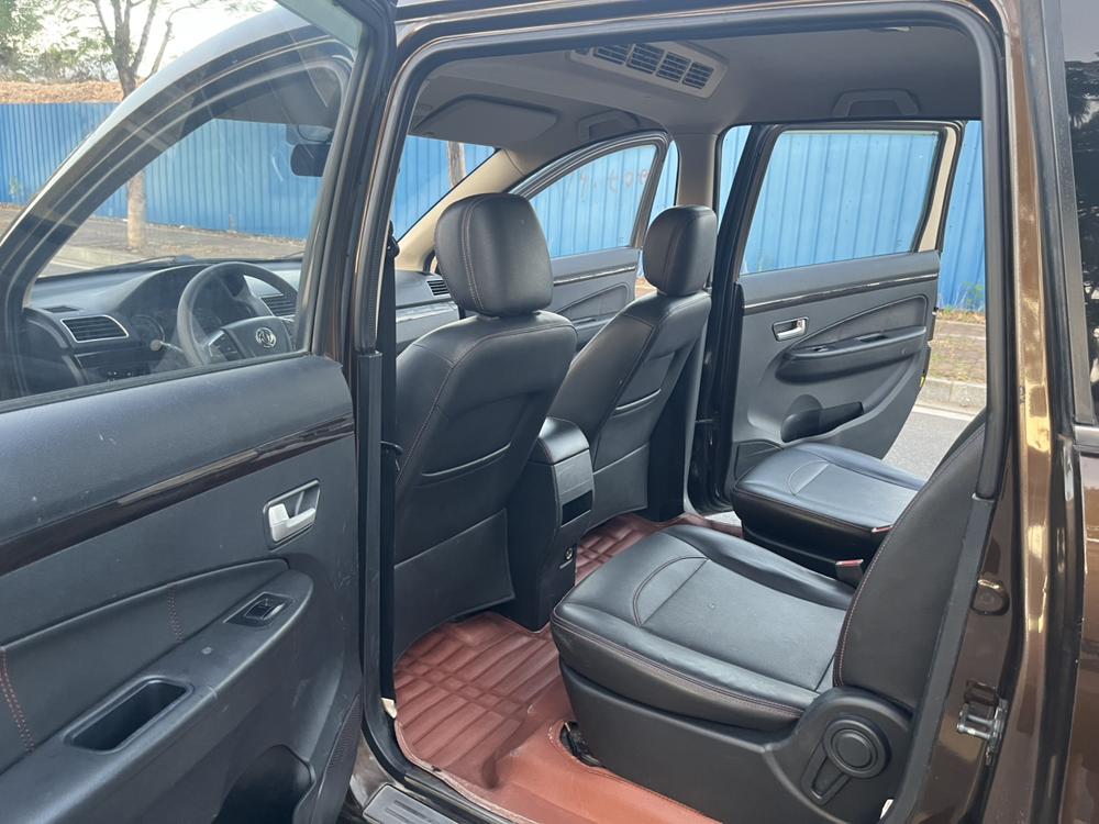 Dongfeng Fengguang Fengon 360