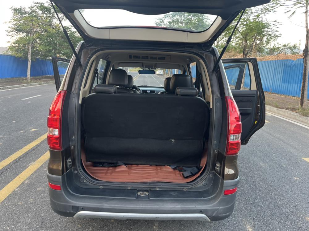 Dongfeng Fengguang Fengon 360
