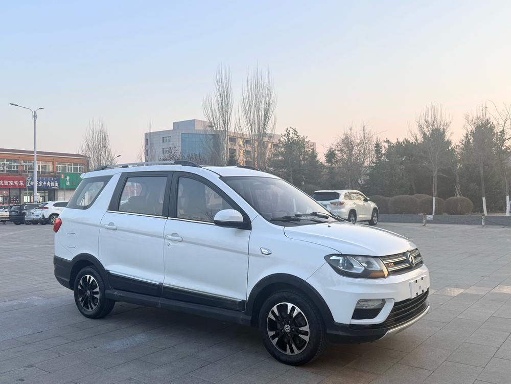 Dongfeng Fengguang Fengon 370