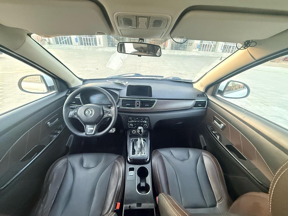 Dongfeng Fengguang Fengon 370
