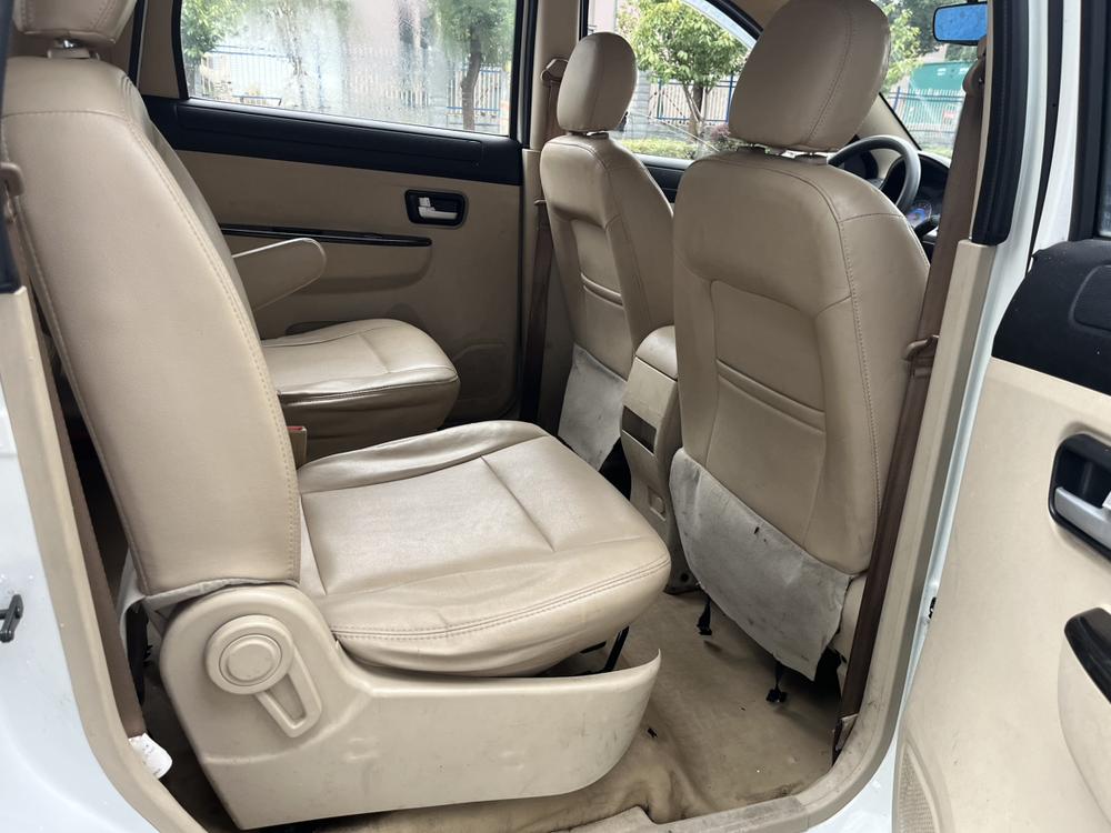 Dongfeng Fengguang Fengon 370