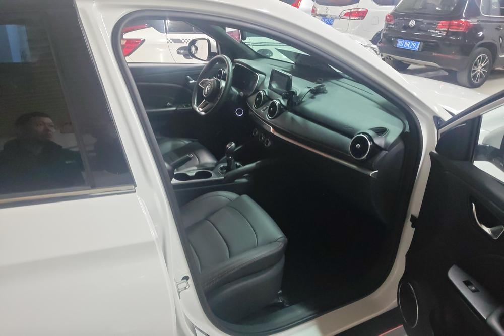 Dongfeng Fengguang Fengon 500