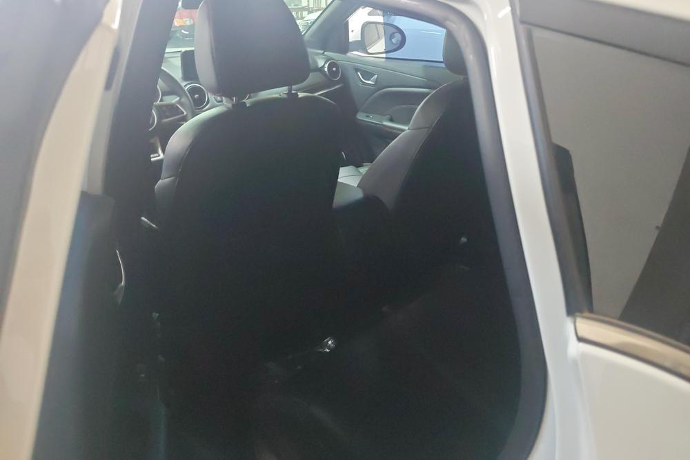 Dongfeng Fengguang Fengon 500
