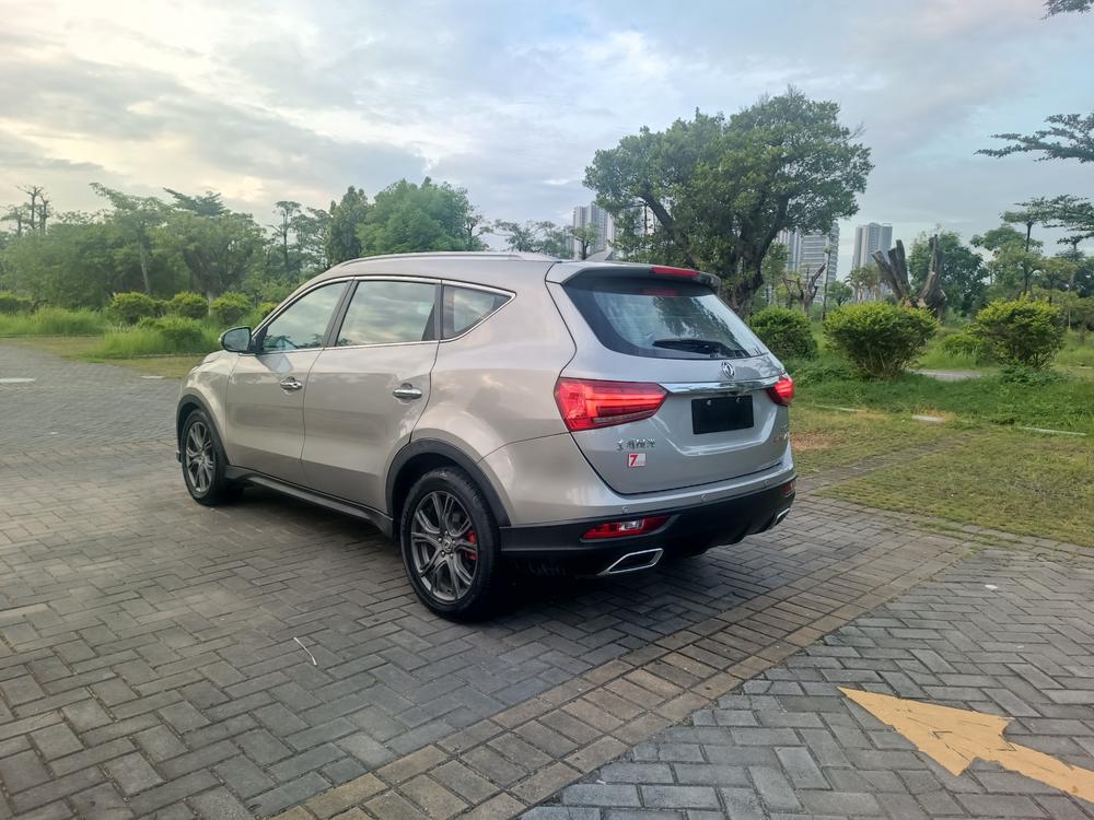 Dongfeng Fengguang Fengon 580