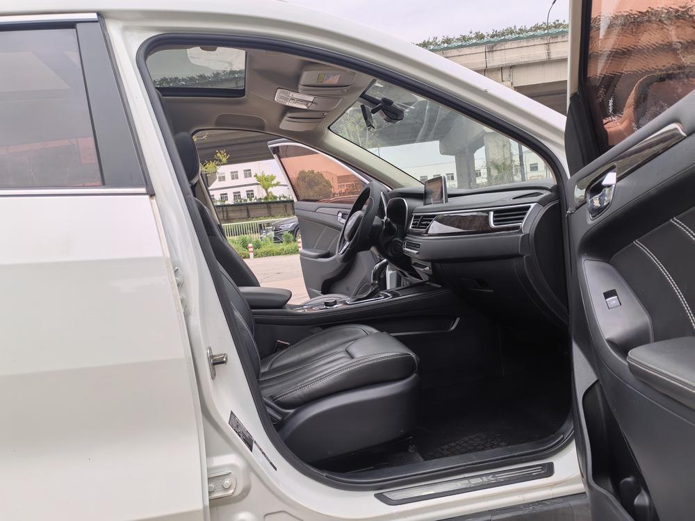 Dongfeng Fengguang Fengon 580