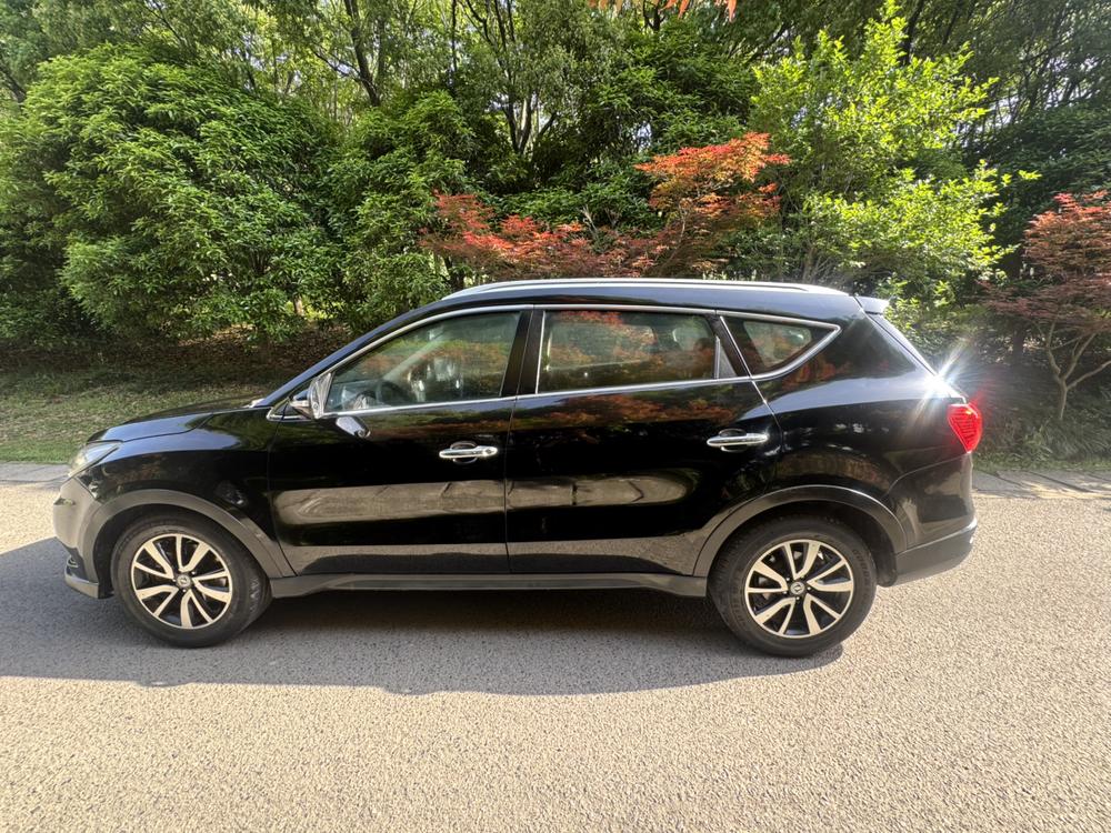 Dongfeng Fengguang Fengon 580