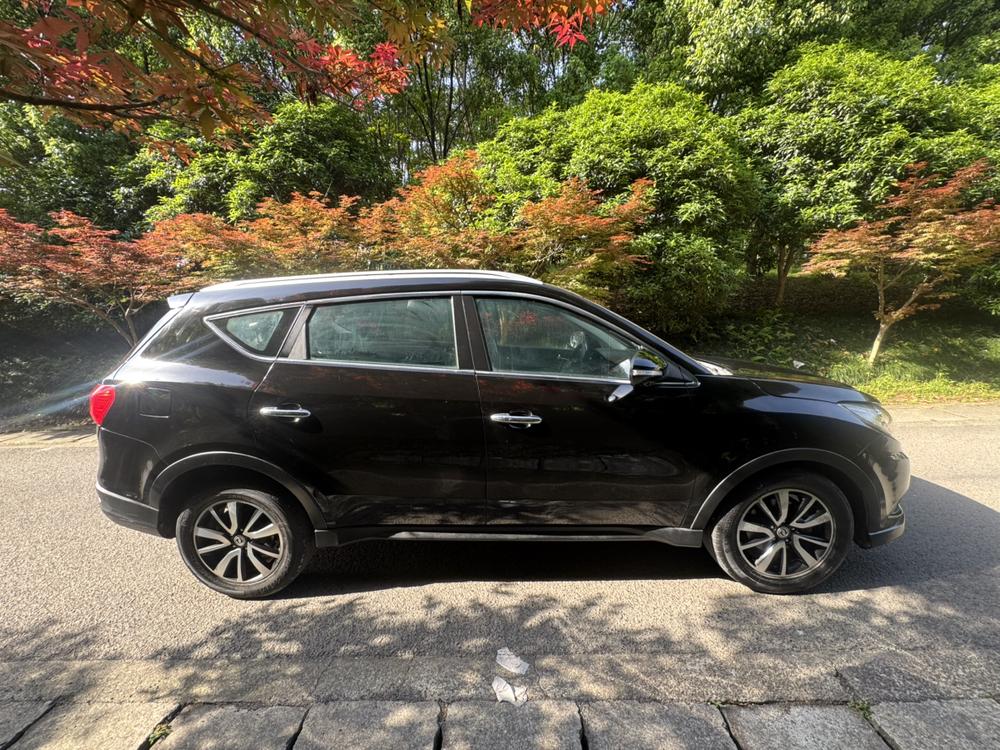 Dongfeng Fengguang Fengon 580