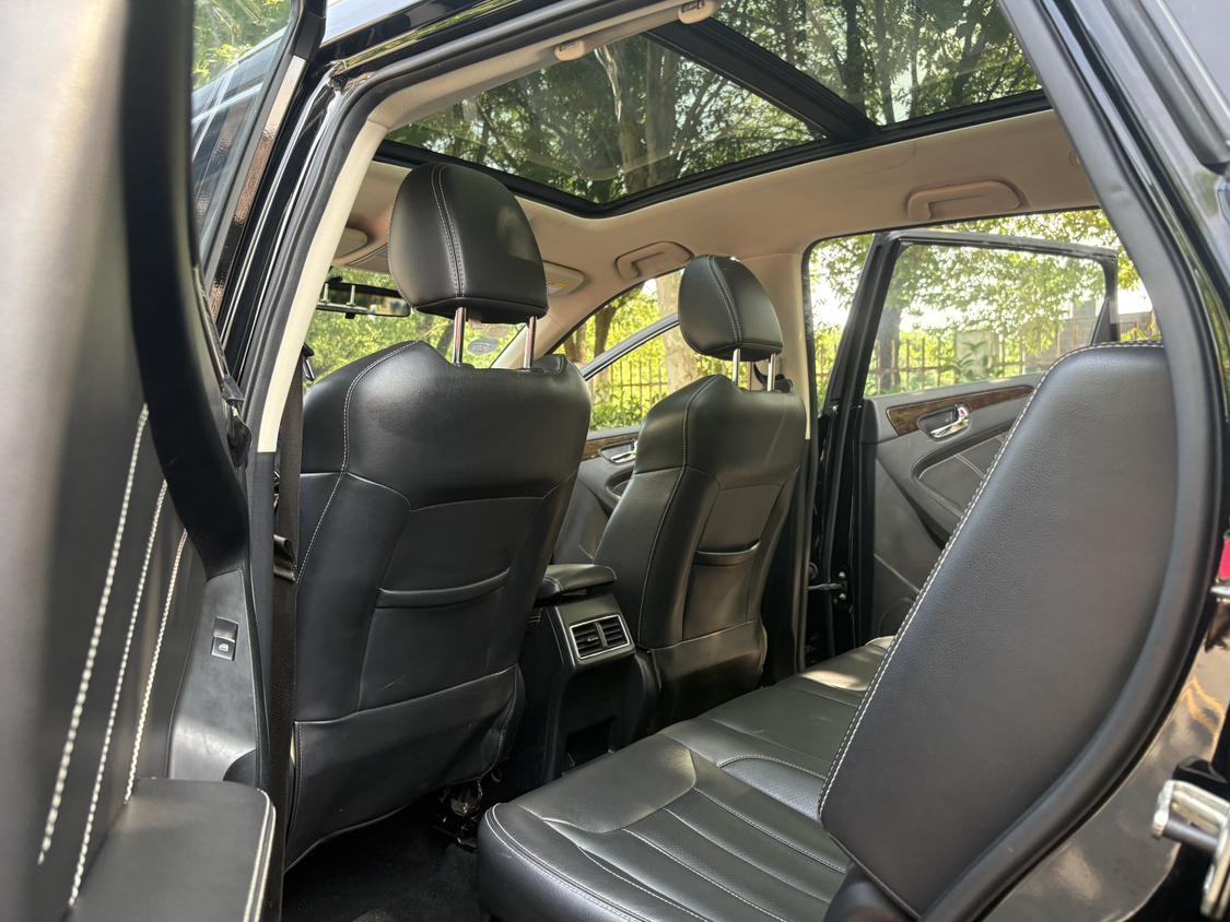 Dongfeng Fengguang Fengon 580