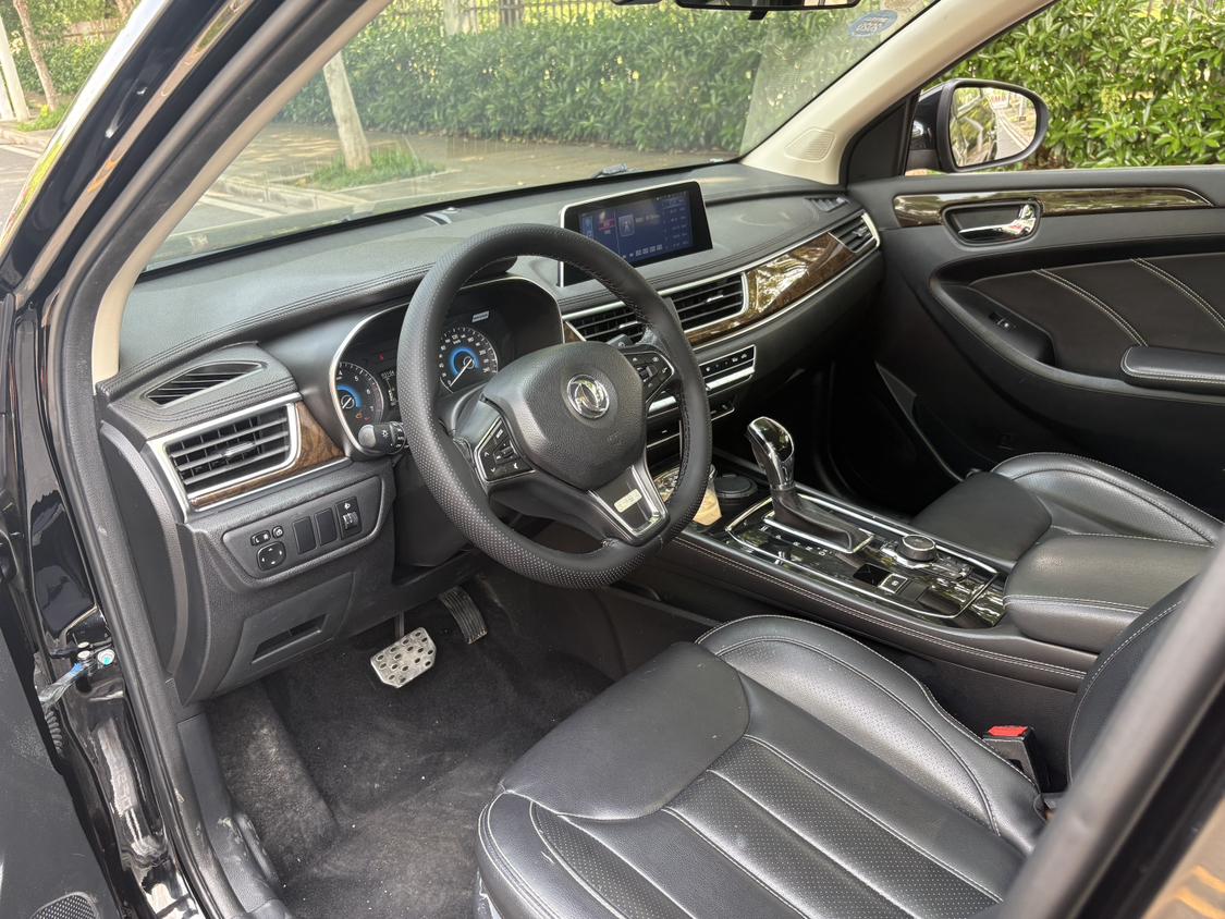 Dongfeng Fengguang Fengon 580