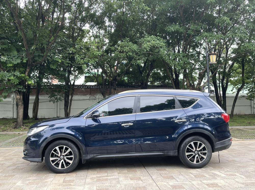 Dongfeng Fengguang Fengon 580