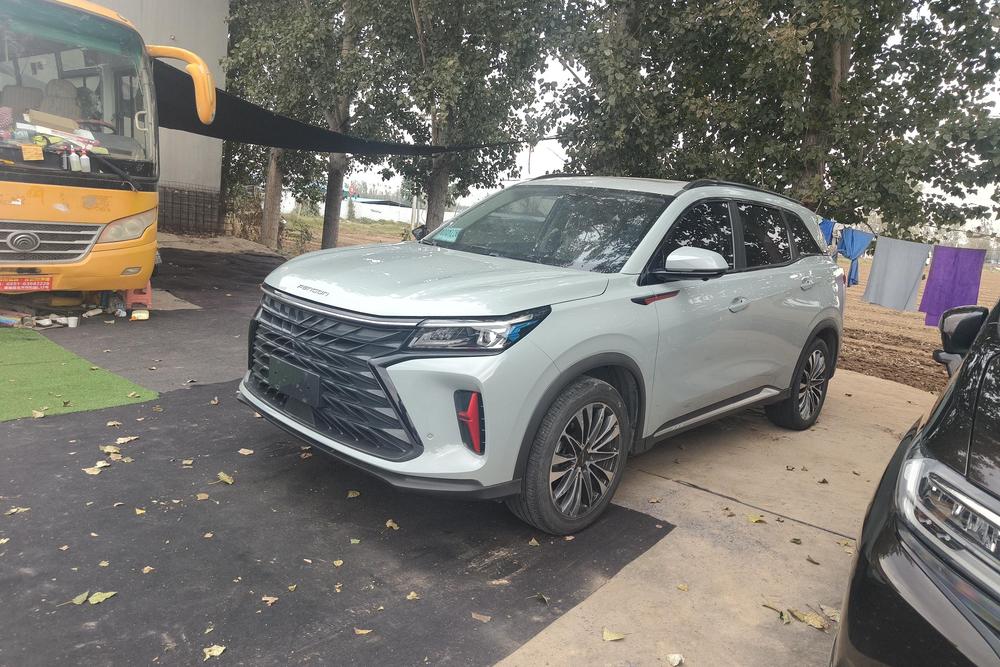 Dongfeng Fengguang Fengon 580