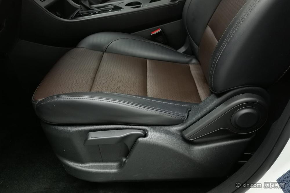 Dongfeng Fengguang Fengon S560