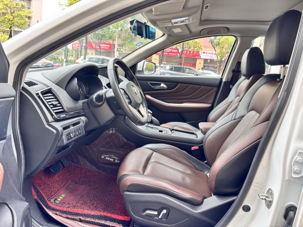 Dongfeng Fengshen Dongfeng Fengshen AX7