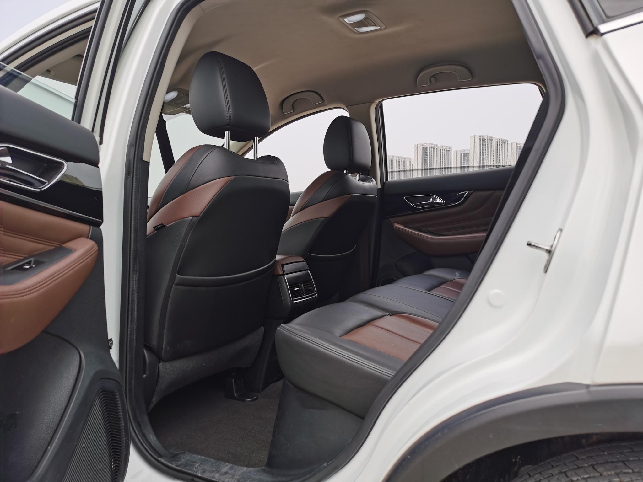 Dongfeng Fengshen Dongfeng Fengshen AX7