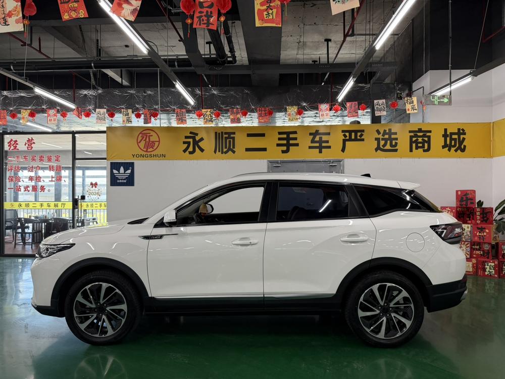 Dongfeng Fengshen Dongfeng Fengshen AX7