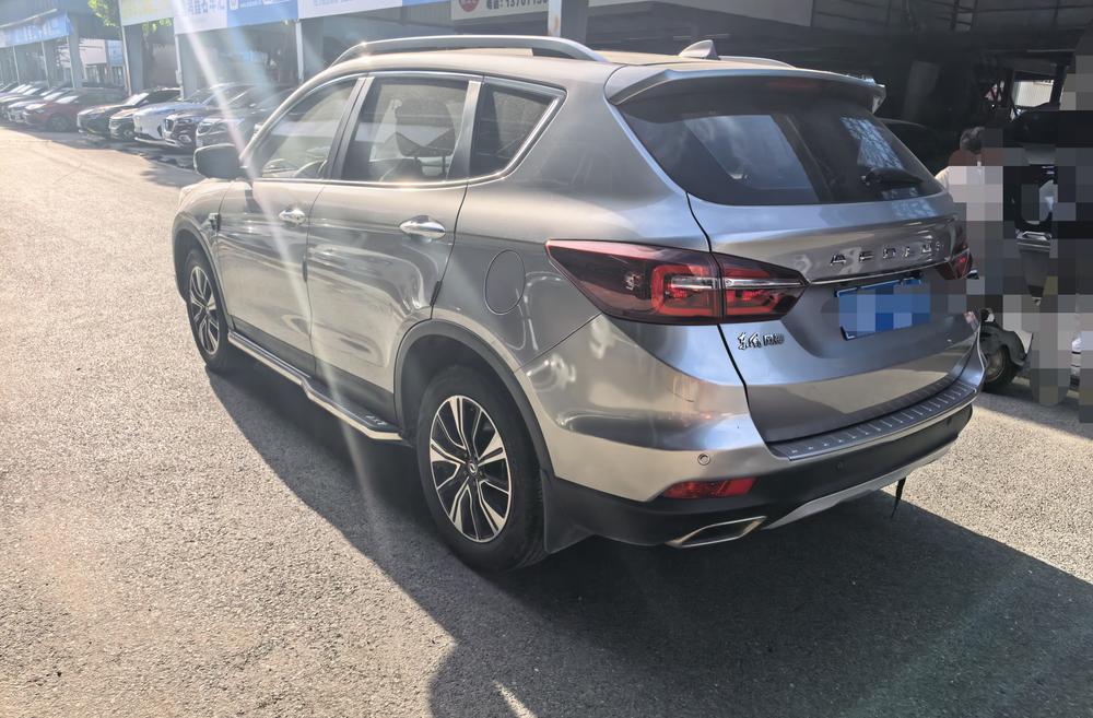 Dongfeng Fengshen Dongfeng Fengshen AX7