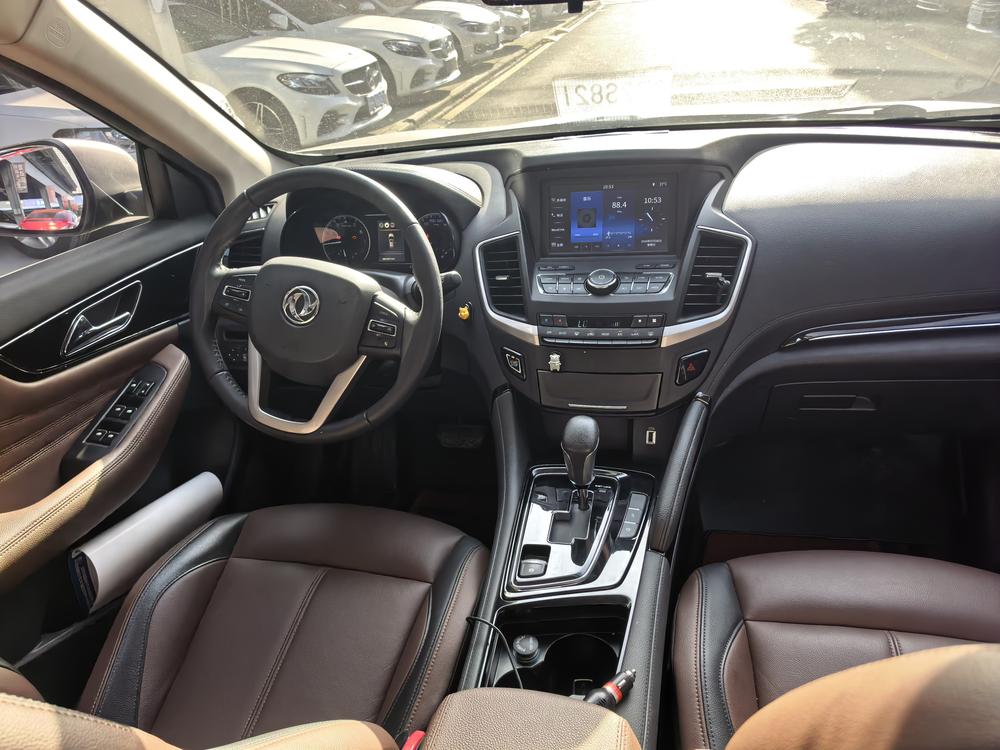 Dongfeng Fengshen Dongfeng Fengshen AX7