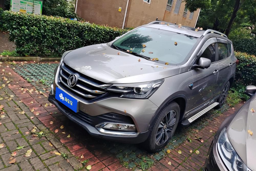 Dongfeng Fengshen Dongfeng Fengshen AX7