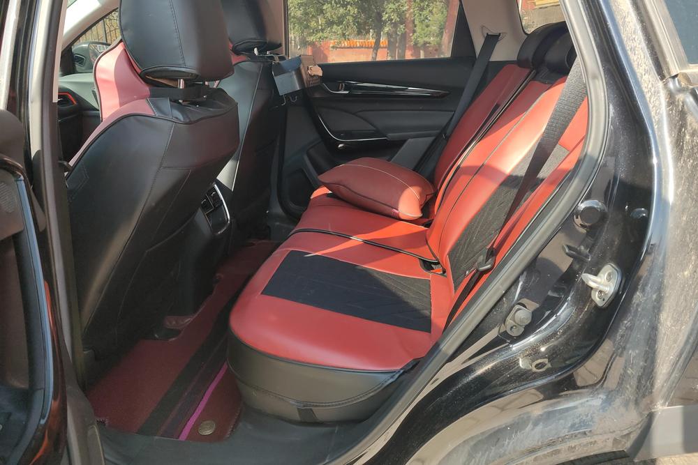 Dongfeng Fengshen Dongfeng Fengshen AX7