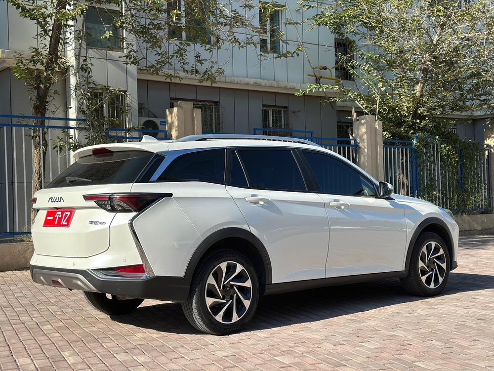 Dongfeng Fengshen Yixuan GS