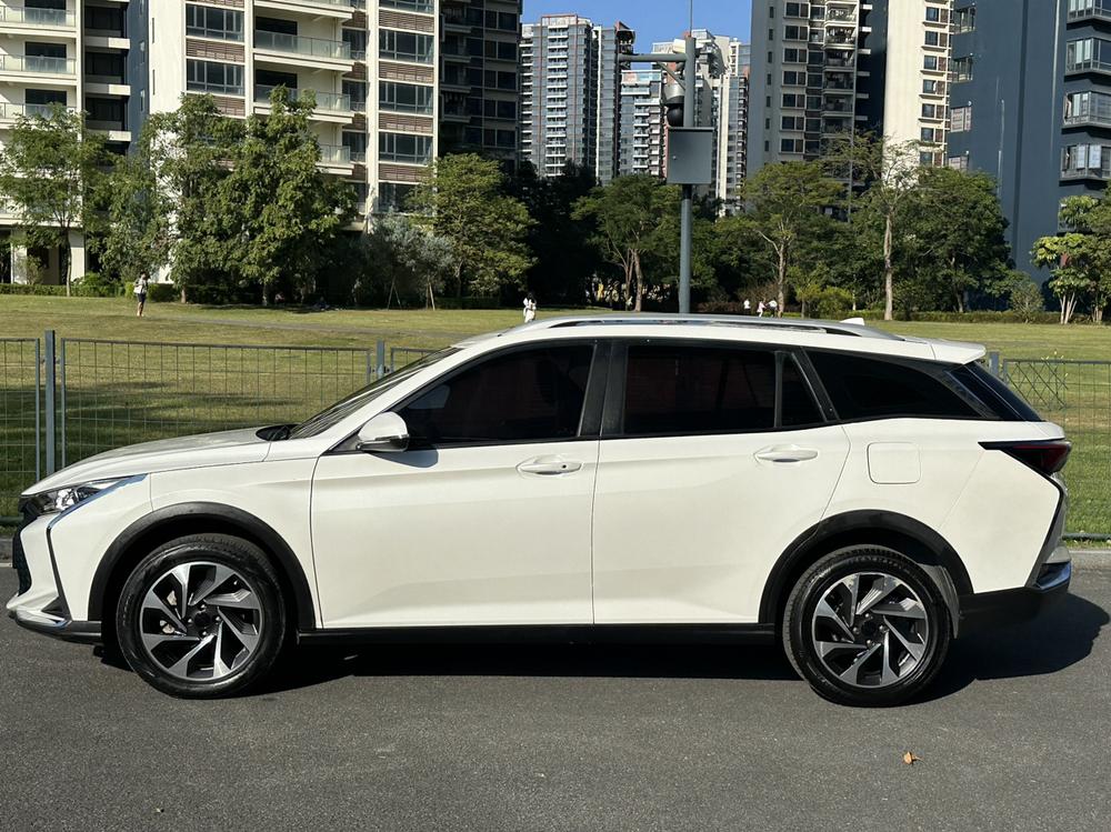 Dongfeng Fengshen Yixuan GS