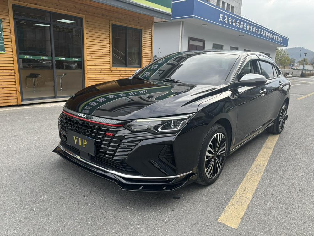 Dongfeng Fengshen Yixuan MAX