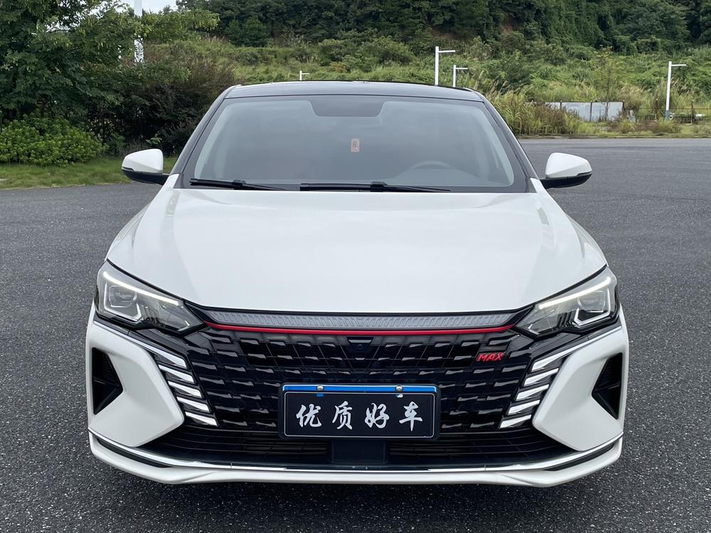Dongfeng Fengshen Yixuan MAX