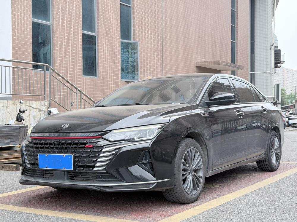 Dongfeng Fengshen Yixuan MAX