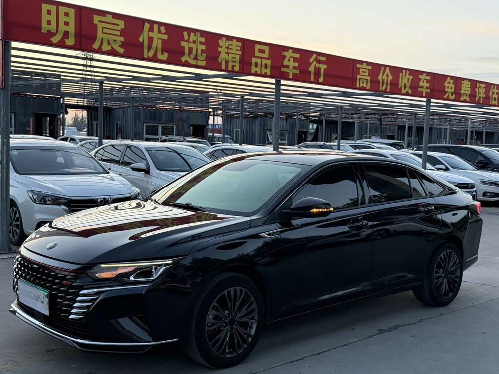 Dongfeng Fengshen Yixuan MAX