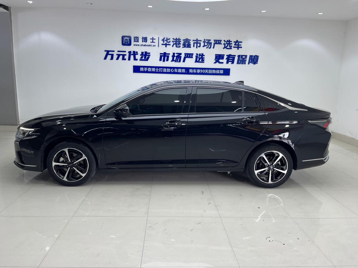 Dongfeng Fengshen Yixuan MAX
