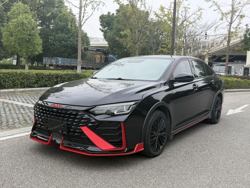 Dongfeng Fengshen Yixuan MAX