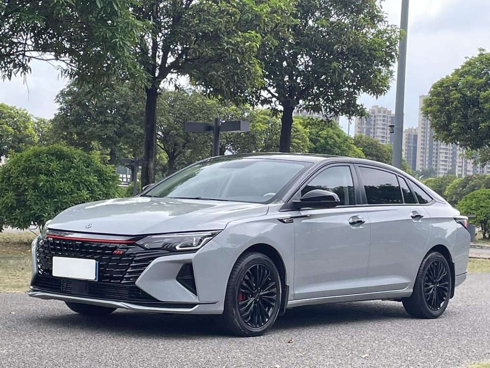Dongfeng Fengshen Yixuan MAX