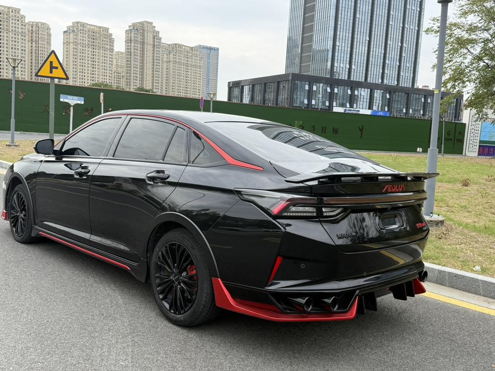 Dongfeng Fengshen Yixuan MAX