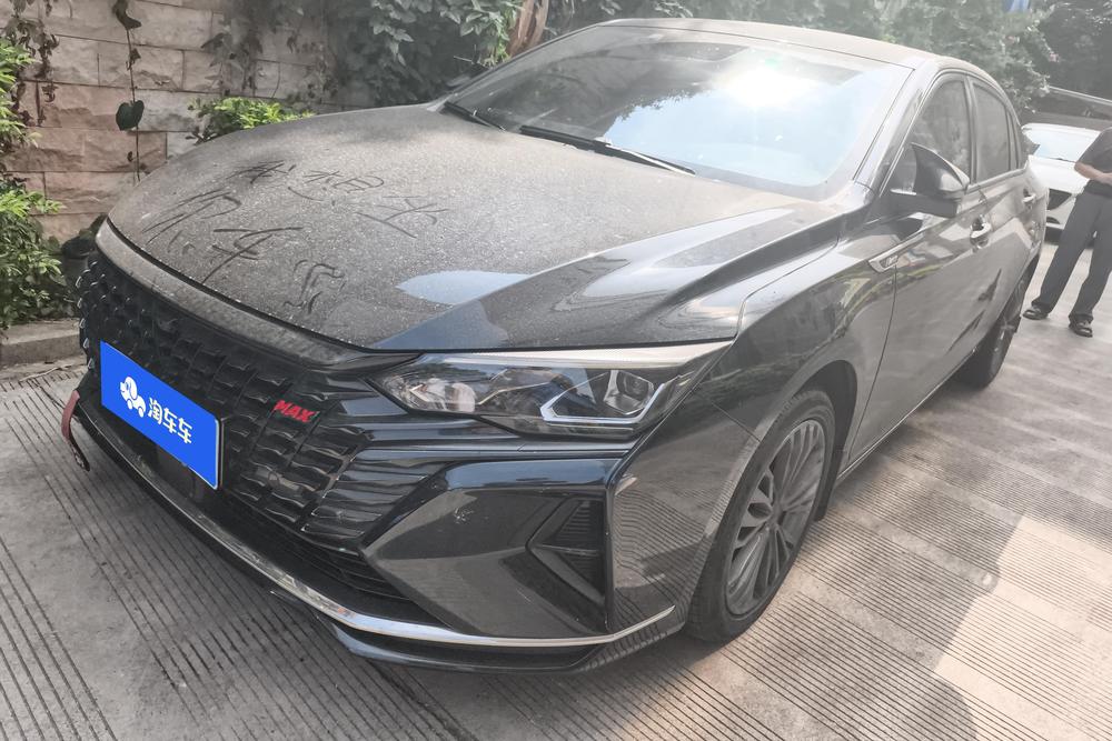 Dongfeng Fengshen Yixuan MAX