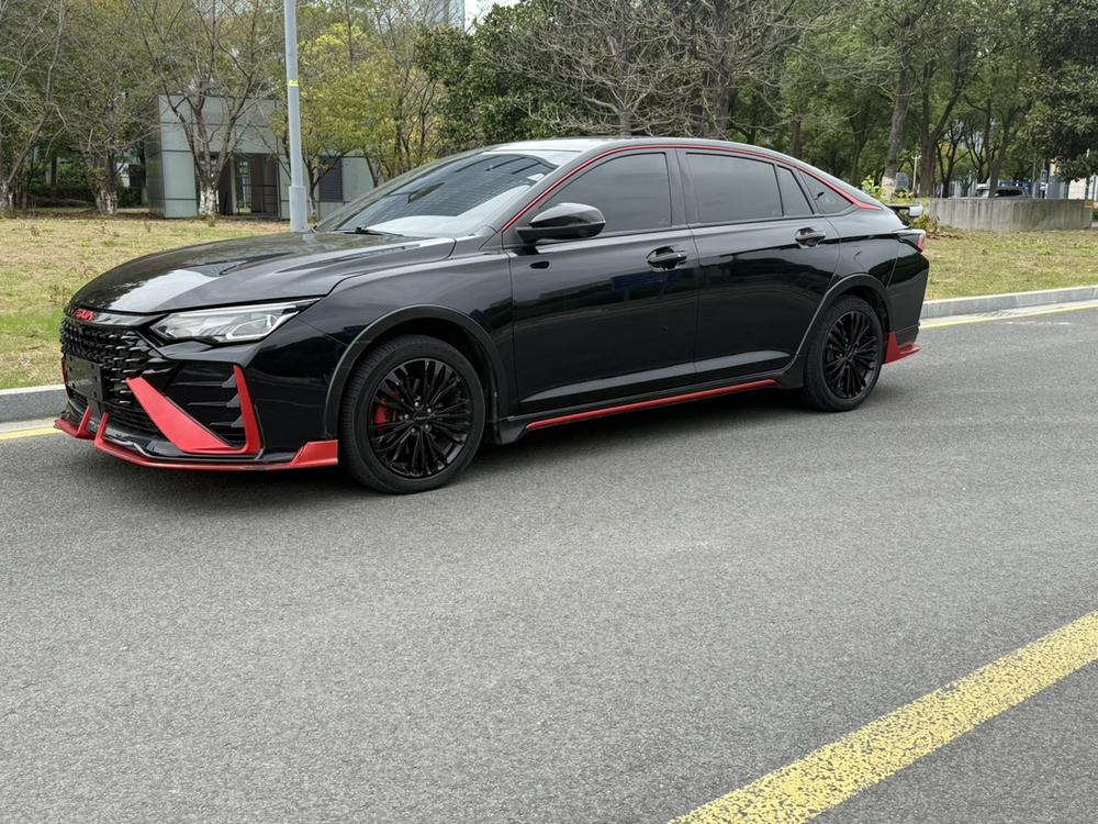Dongfeng Fengshen Yixuan MAX