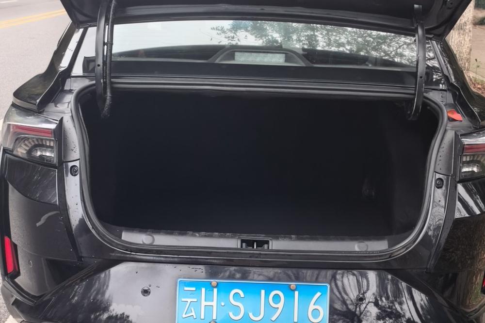 Dongfeng Fengshen Yixuan